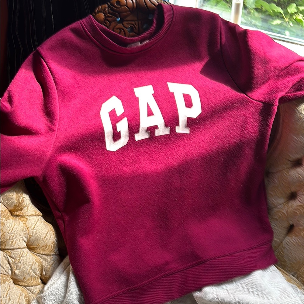 EUC GAP Maroon Crewneck with White Logo